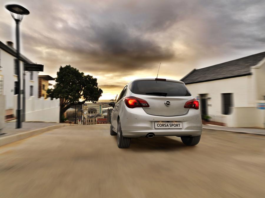  Opel Corsa Sport 2015 года  (фото 16 из 20)
